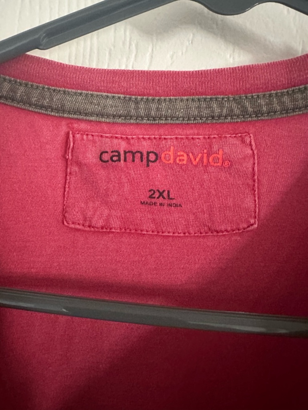Camp David Classic Crewneck Tee in Raspberry - Picture 2 of 2